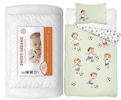 kołderka 100x135 chłopcy piłka zielony2500.jpg