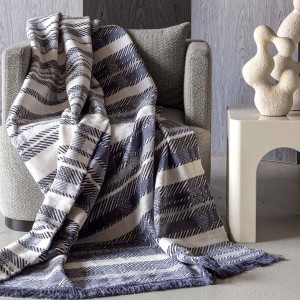 Koc Bawełniany 150x200 Gruby 500g/m2 Ciepły Miękki z Frędzlami (1)